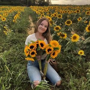 Meet your Posher, Amanda Jewel